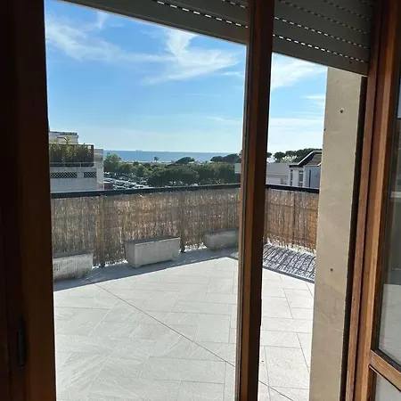 -penthouse Con Terrazza Panoramica -free Parking-