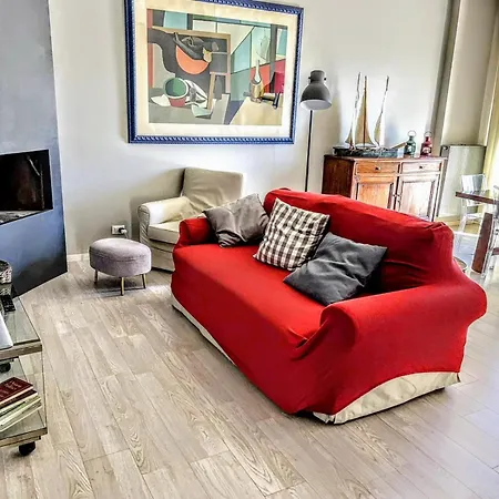 -penthouse Con Terrazza Panoramica -free Parking- アパート *